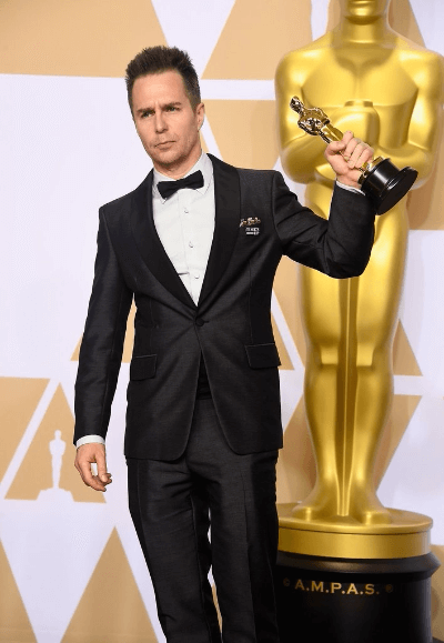 Sam Rockwell with his Oscar
