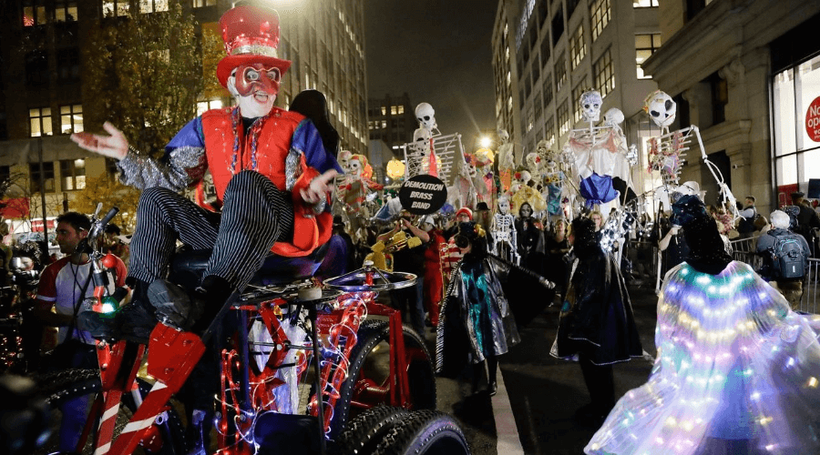 Хэллоуин 2019 в США. Парад в Нью-Йорке