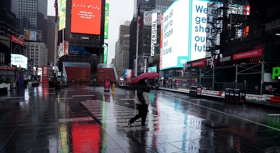 Карантина в Нью-Йорке не будет. Пустая площадь Тайм-сквер, Нью-Йорк, США
